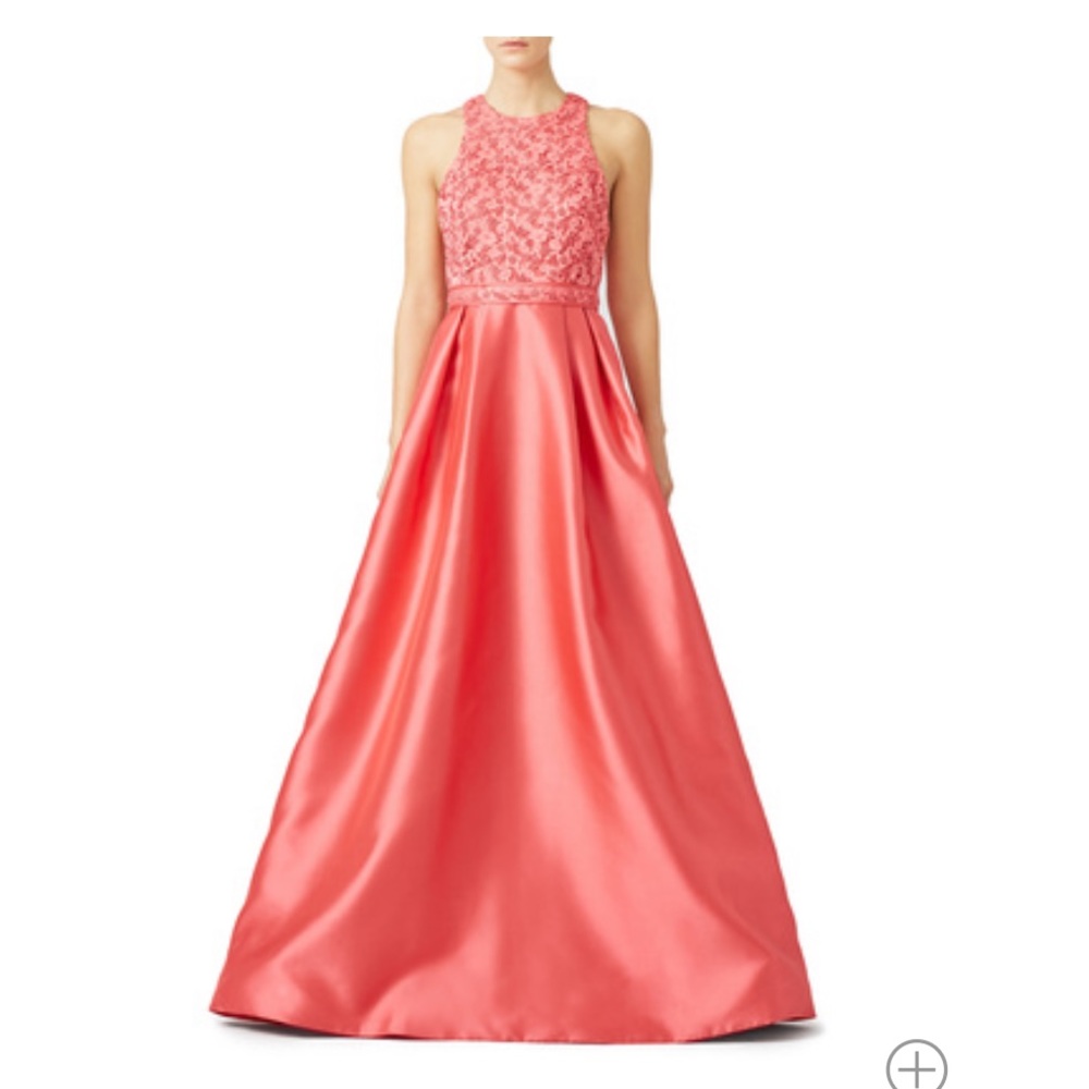 Monique Lhuillier gown